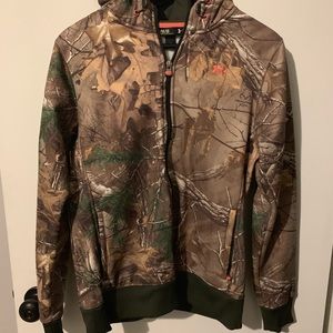 Camo hoodie